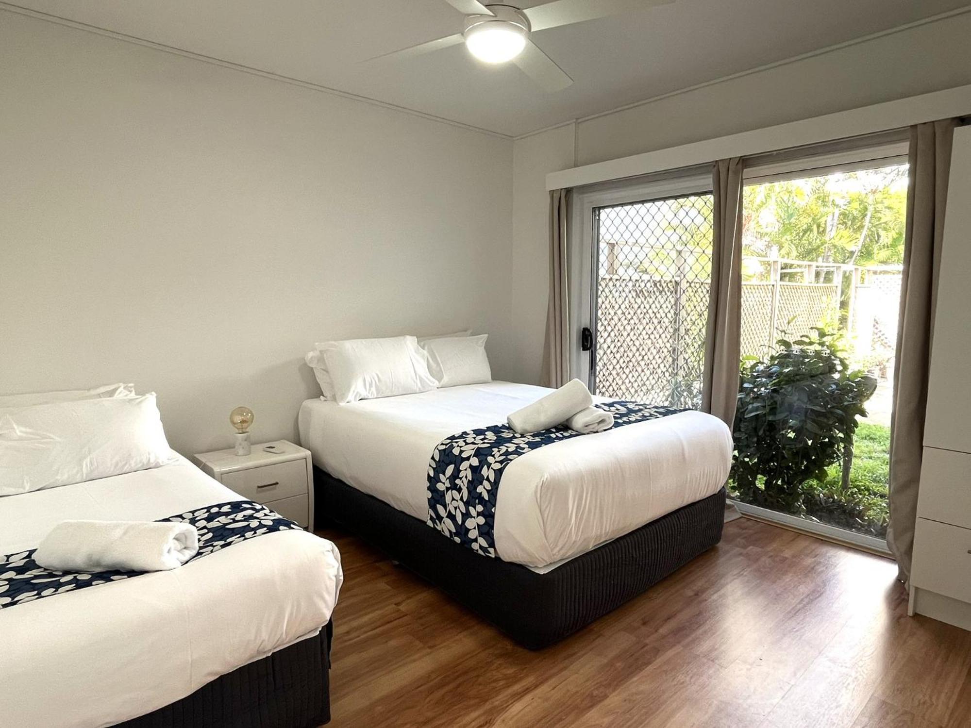 Browns Broadbeach Gold Coast Extérieur photo