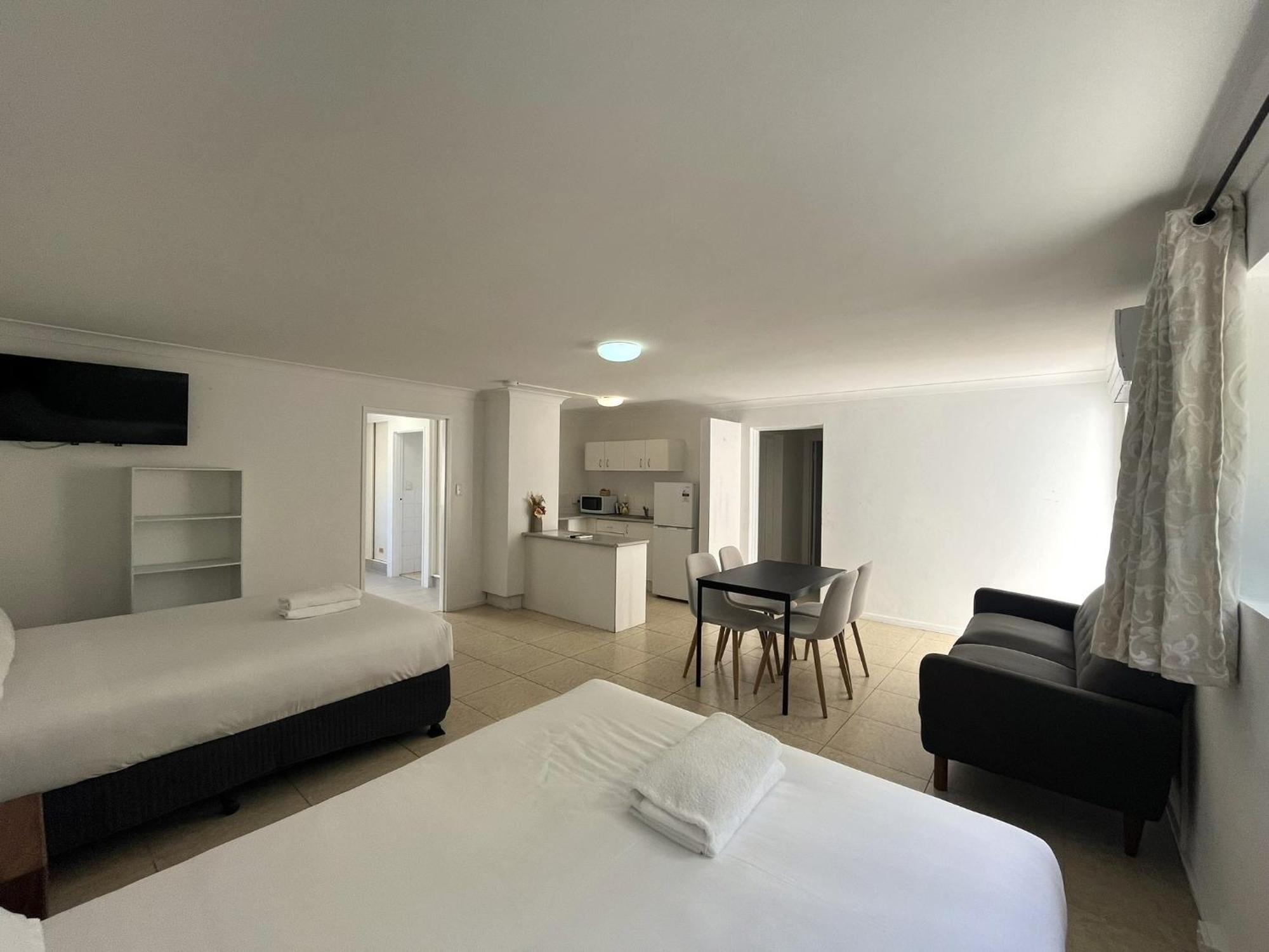 Browns Broadbeach Gold Coast Extérieur photo
