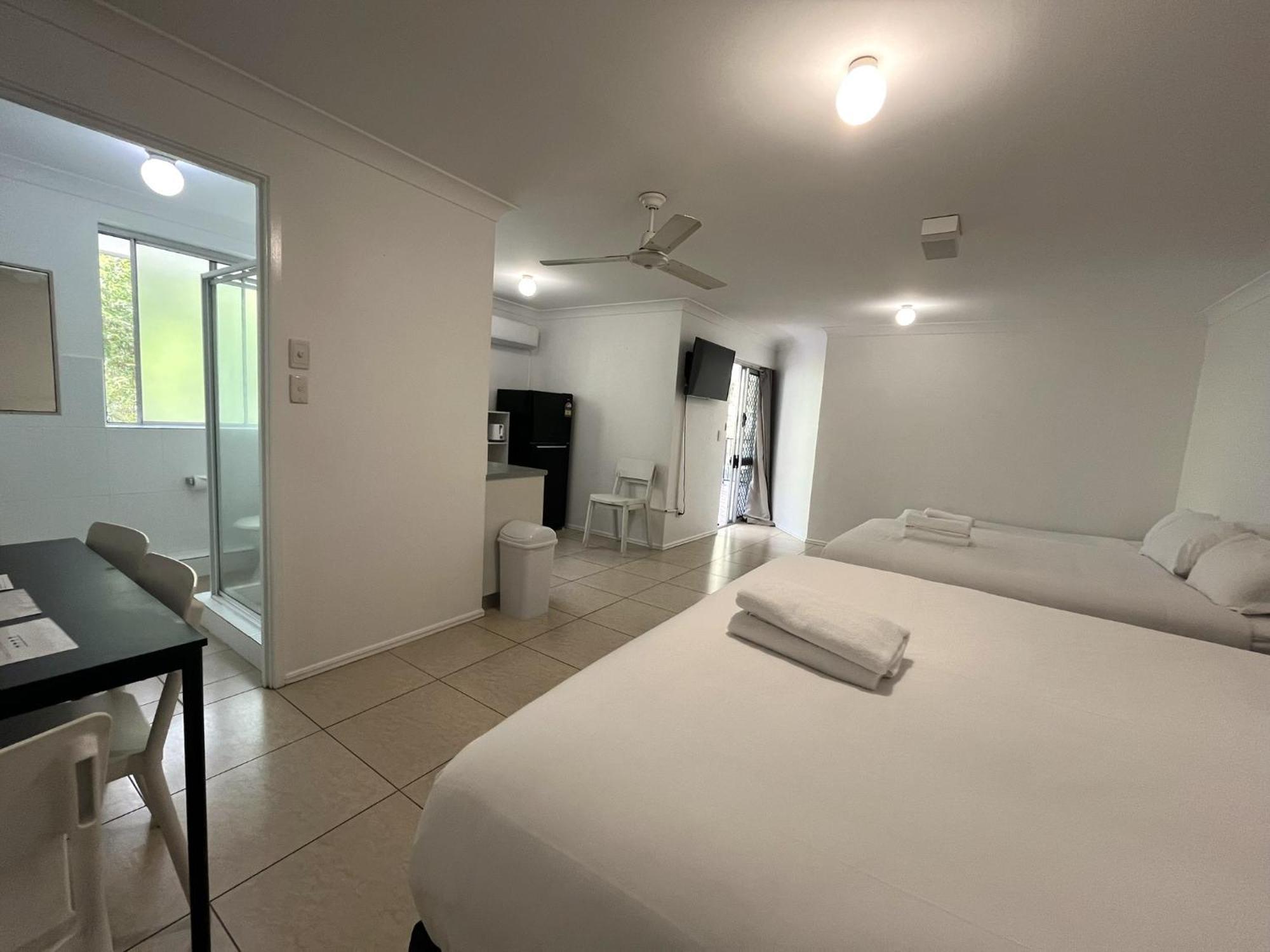 Browns Broadbeach Gold Coast Extérieur photo